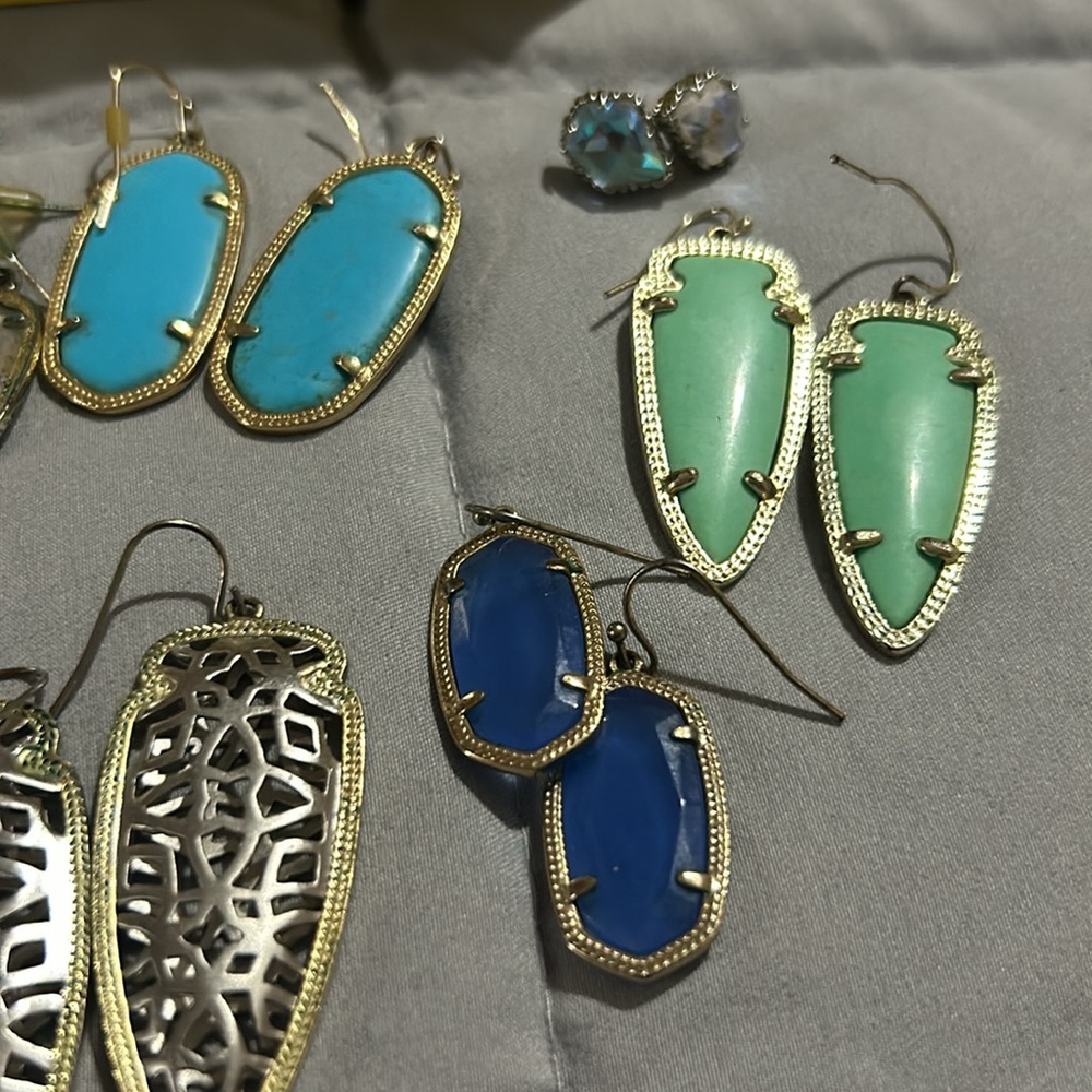 Kendra Scott earrings - Picture 3 of 3